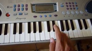 My nuevo mini-piano Ringway K-30 ( Análisis rápido )