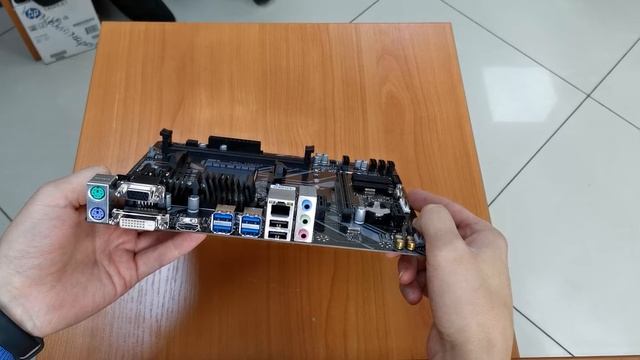 Материнская плата Gigabyte B450M S2H смотреть онлайн
