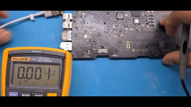Macbook a1502 no Enciende. REPARACION PLACA BASE MACBOOK смотреть онлайн
