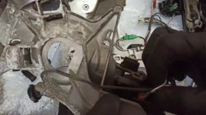 Не складывается зеркало на LX570? Смотри видео, не самый дешёвый способ ремонта.