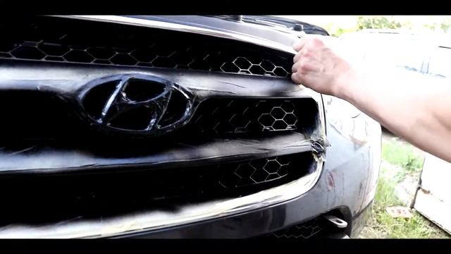 КАК ПОКРАСИТЬ РЕШЕТКУ РАДИАТОРА HYUNDAI SANTA FE II смотреть онлайн