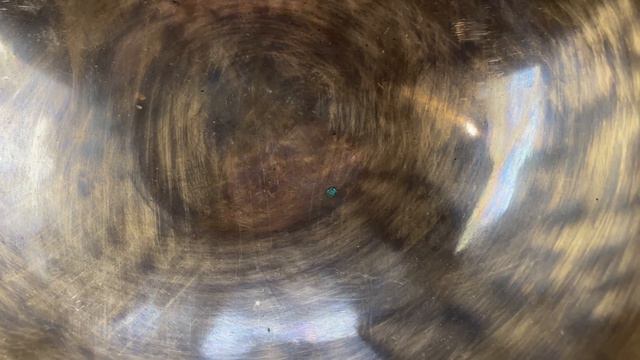 Тибетская поющая чаша кованая леопардовая 19.7см Соль# 205гц Ч11 смотреть онлайн