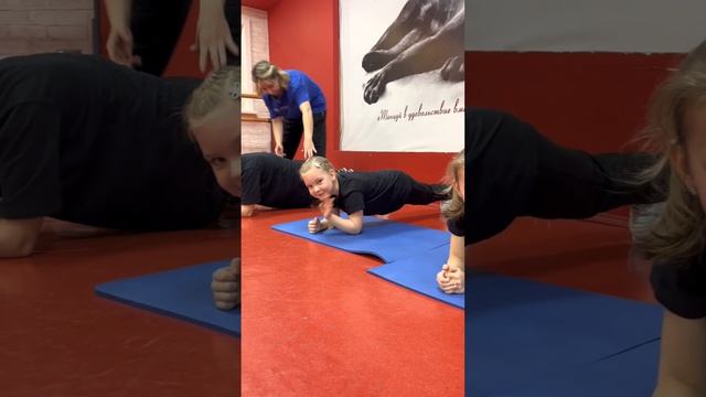 Проработка основных групп мышц! Танцы для детей и взрослых в г.Иркутске, студия танцев Пантера про смотреть онлайн