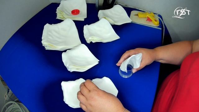 Картина светильник. Часть 2. Роза из фоамирана на контейнере. Бесплатный МК. / lamp rose / DIY смотреть онлайн