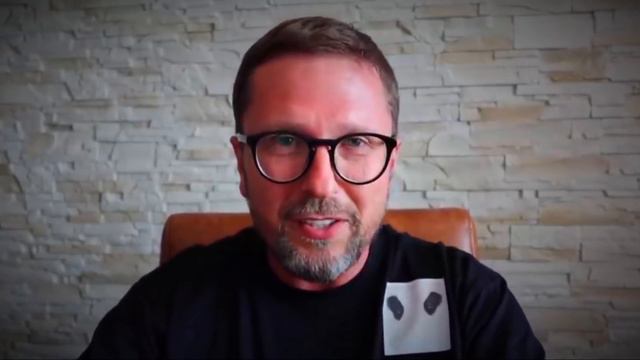 НЕДОСМИ СТРАНА.UA! Анатолий Шарий РАССКАЗАЛ ВСЮ ПРАВДУ ПРО СТРАНУ.ЮА! Конфликт ШАРИЯ и СТРАНЫ.ЮА смотреть онлайн