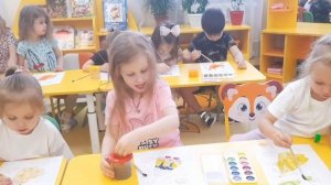 Павловский тракт (средняя группа). Рисование "космос"