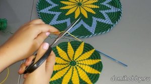 Вязание крючком по кругу разноцветного узора
