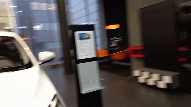 Новый салон Эволют. Сколько стоит Evolute I-PRO?