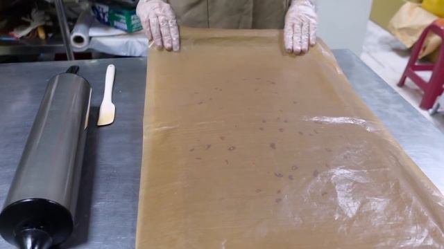 Sweet and fragrant! Mars candy mass production process / 火星糖製作 - Taiwanese food смотреть онлайн