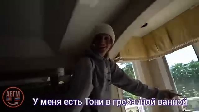 ОБКЛЕИЛ КОМНАТУ ЧЕЙЗА ФОТОГРАФИЯМИ ЧАРЛИ / ХАЙП ХАУС ВЛОГ смотреть онлайн