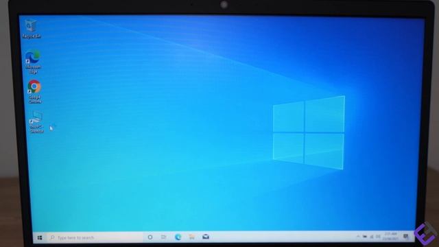 Lenovo V15 (IGL) Laptop Unboxing | 1TB HDD, 4GB, 15.6", Intel Celeron, DOS | Ezer-Tech смотреть онлайн