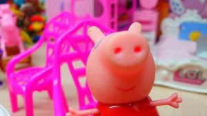 Свинка Пеппа нашла тайный огород в парке и рассказала Кате и Максу