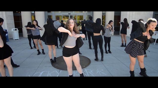 Floor 13 Presents: "Falling" by HAIM смотреть онлайн