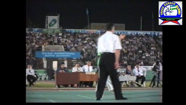 Кураш-2001 ч-1Термезда 21 йил илгари Давлат Чориев .Бахром Авазов.Шухрат Хужаев Исок Полвонлар олиш смотреть онлайн
