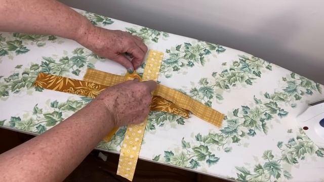 How To Make A Folded Fabric Scandinavian Star Christmas Ornament