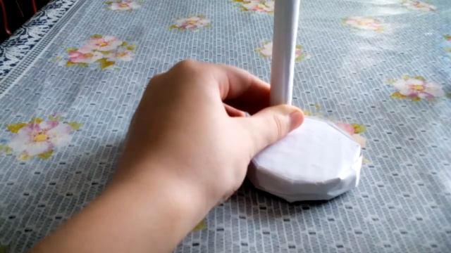 как просто сделать подставку для куклы смотреть онлайн