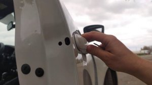 Как снять ручку двери Volkswagen Jetta 6