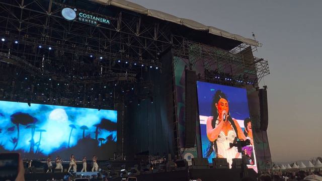 Kali Uchis-Moonlight(Lollapalooza Chile 2023) 4K смотреть онлайн