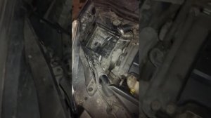 Часть 1,замена лампы ближнего света и габаритов,опель корса д 2008