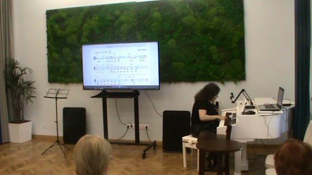 Урок вокала в ЦМД ВДНХ 12.04.2024 Госпел распевка по нотам смотреть онлайн