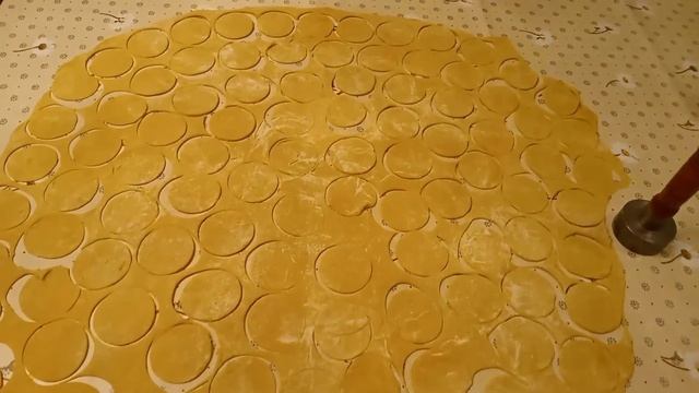 ОЧЕНЬ ВКУСНЫЙ И РАССЫПЧАТЫЙ ХВОРОСТ К ЧАЮ.ПРЯМО ВО РТУ ТАЕТ!!! смотреть онлайн