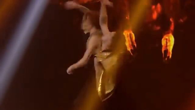 🔔 Димаш Кудайберген поразил премьерой песни «Kieli meken». Подарок к тройному празднику (SUB) смотреть онлайн
