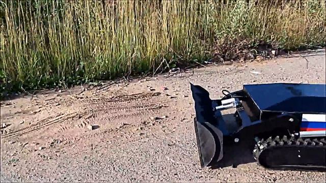 Робот - снегоуборщик OMI PLOW