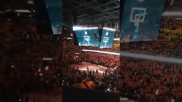 Cavs game, game one against the Hawks смотреть онлайн