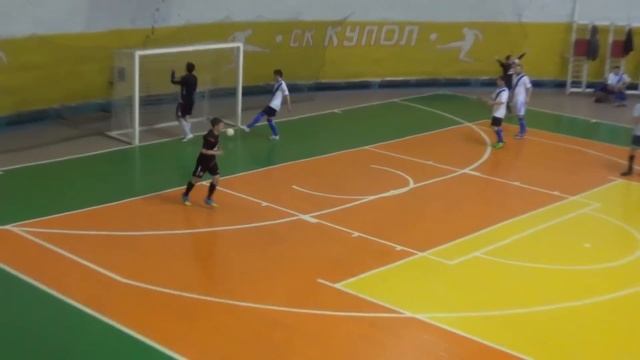 Бутсы - Акула 8:1 смотреть онлайн