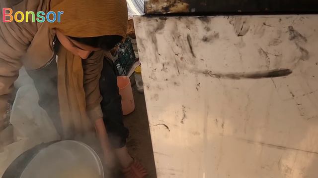 "The Resilient Life of Muhammad's Family" смотреть онлайн