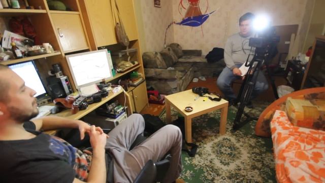 Пашка дает интервью у себя дома смотреть онлайн