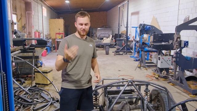 Гонка 40-х. Самодельный автомобиль, сделали раму, проблемы с подвеской смотреть онлайн