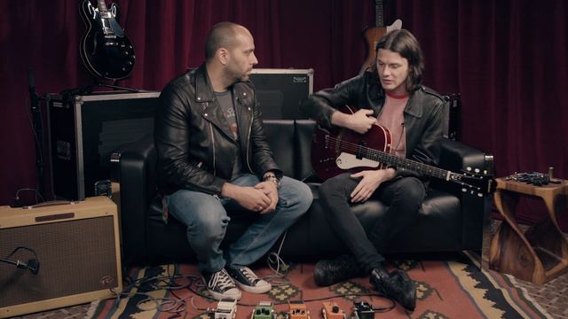 Mark Agnesi From Gibson Guitar Talks With James Bay смотреть онлайн