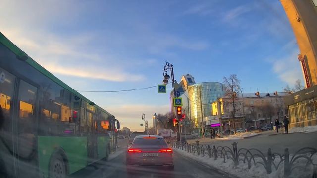Движение на автомобиле по Тюмени на Киевскую/Trip on the Tyumen city streets смотреть онлайн