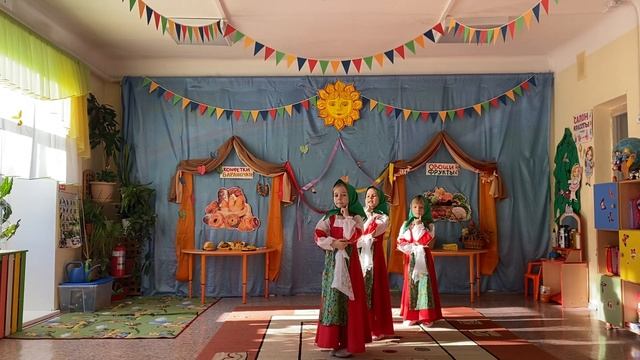 Ансамбль Ладушки смотреть онлайн