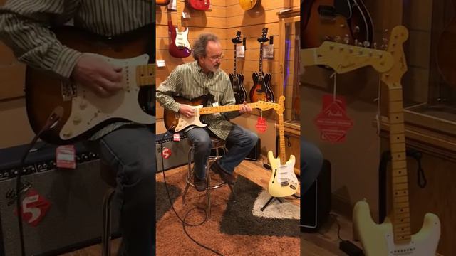 Eric Johnson Fender Stratocaster Demo смотреть онлайн