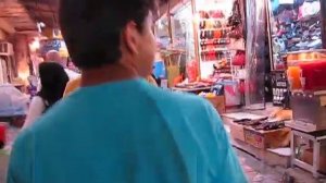 Иран Бушер,После работы за покупками.