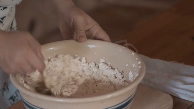 Как приготовить Сушеный сыр. Localtaste.lt смотреть онлайн