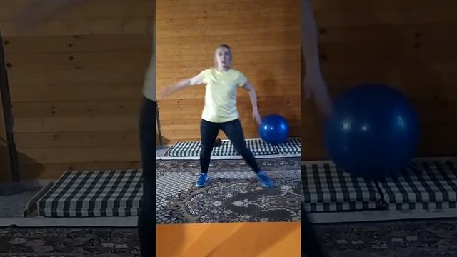 Видеоурок по физкультуре в домашних условиях, разминка смотреть онлайн