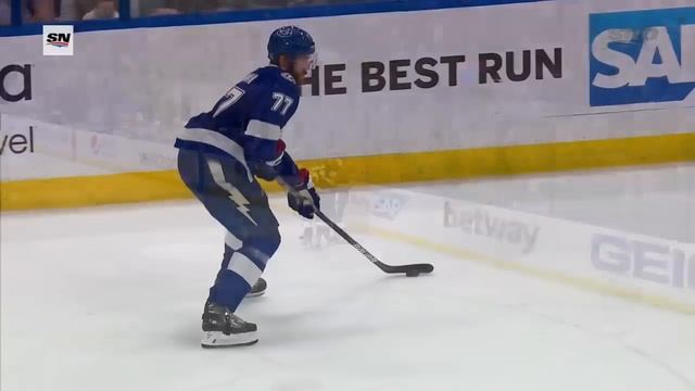 GOTTA SEE IT: Ondrej Palat Scores The Go-Ahead Goal In The Final Minute Of Game 3 смотреть онлайн