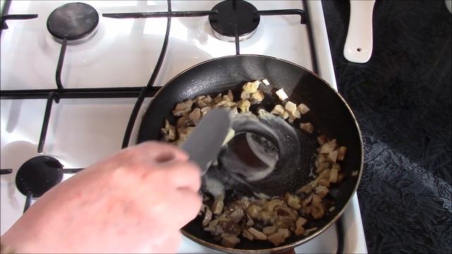 Кыстыбый на любой вкус - блюдо татарской национальной кухни, сытное и очень вкусное. смотреть онлайн