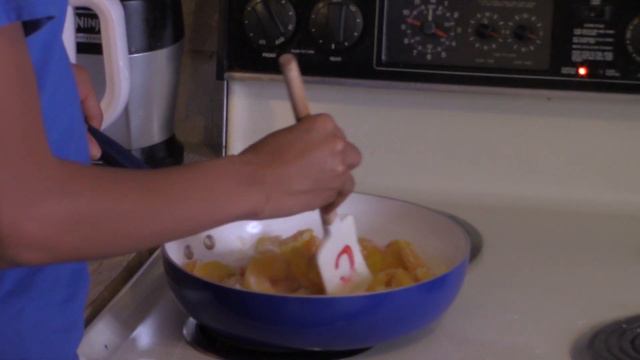 FIRST TIME Baking MAGNOLIA TABLE Peach Cobbler - REVIEW смотреть онлайн