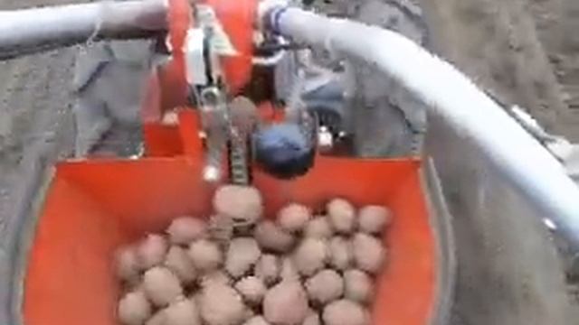Мотор січ 6 д і кам'янська картоплесаджалка. смотреть онлайн