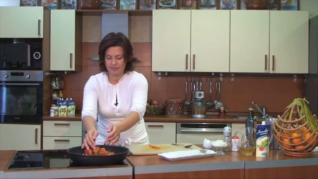 Любимые рецепты. Филе индейки с болгарским перцем смотреть онлайн