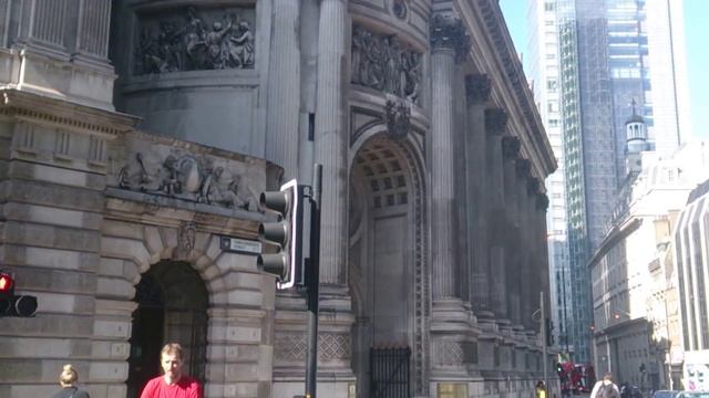 Financial District of London (City of London) смотреть онлайн