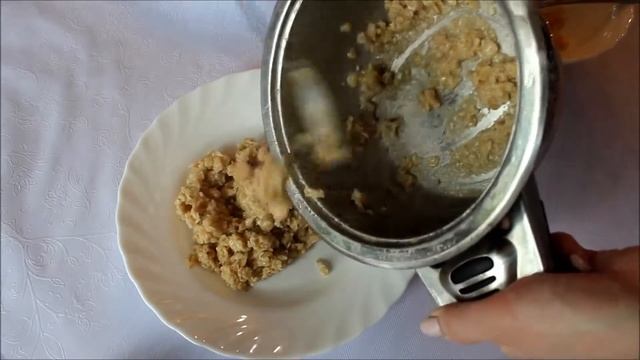 Овсянка с бананом, корицей и медом смотреть онлайн