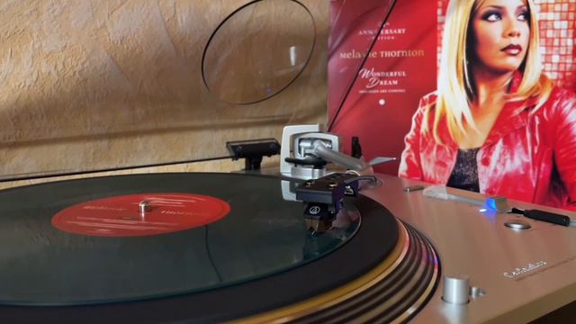 Melanie Thornton „Wonderful Dream“ - Vinyl Technics SL 1200 G смотреть онлайн