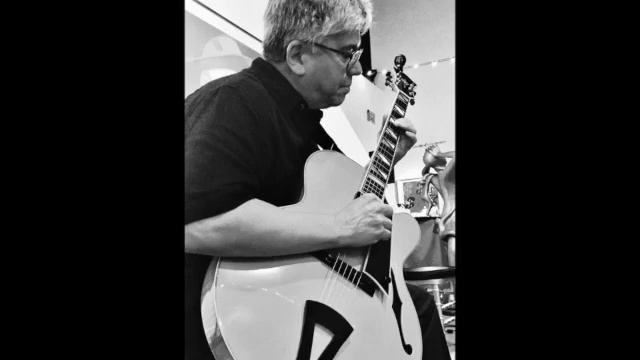 Michael Gargano, Guitar - Small Batches (Instrumental Solo and Duet) смотреть онлайн