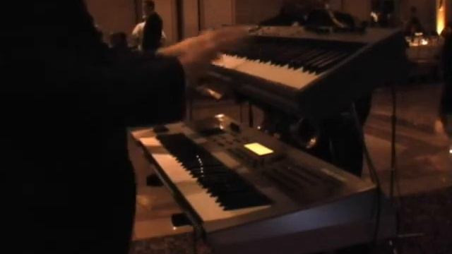 WAVES / VON THADDEN смотреть онлайн