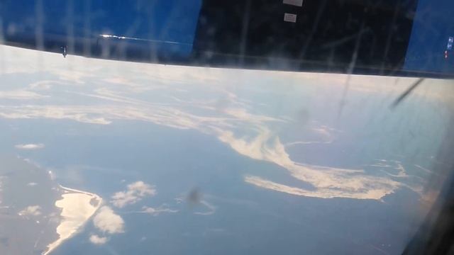 YUZHNO-KURILSK #FEBRUARY /// MOUNTAINS AND VOLCANOES смотреть онлайн